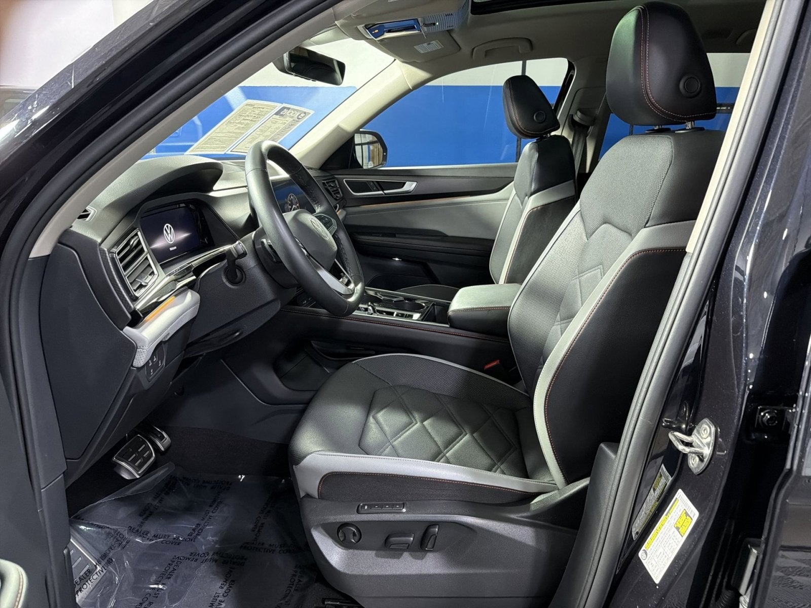 2024 Volkswagen Atlas 2.0T Peak Edition SEL