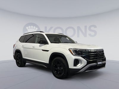 2024 Volkswagen Atlas 2.0T Peak Edition SEL