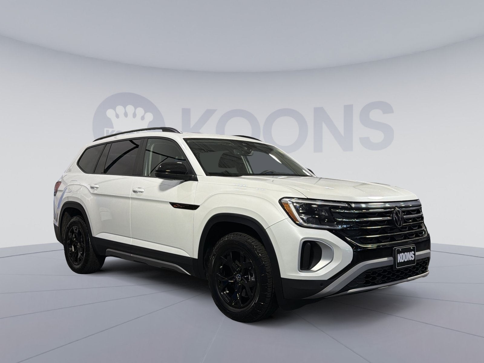 2024 Volkswagen Atlas 2.0T Peak Edition SEL