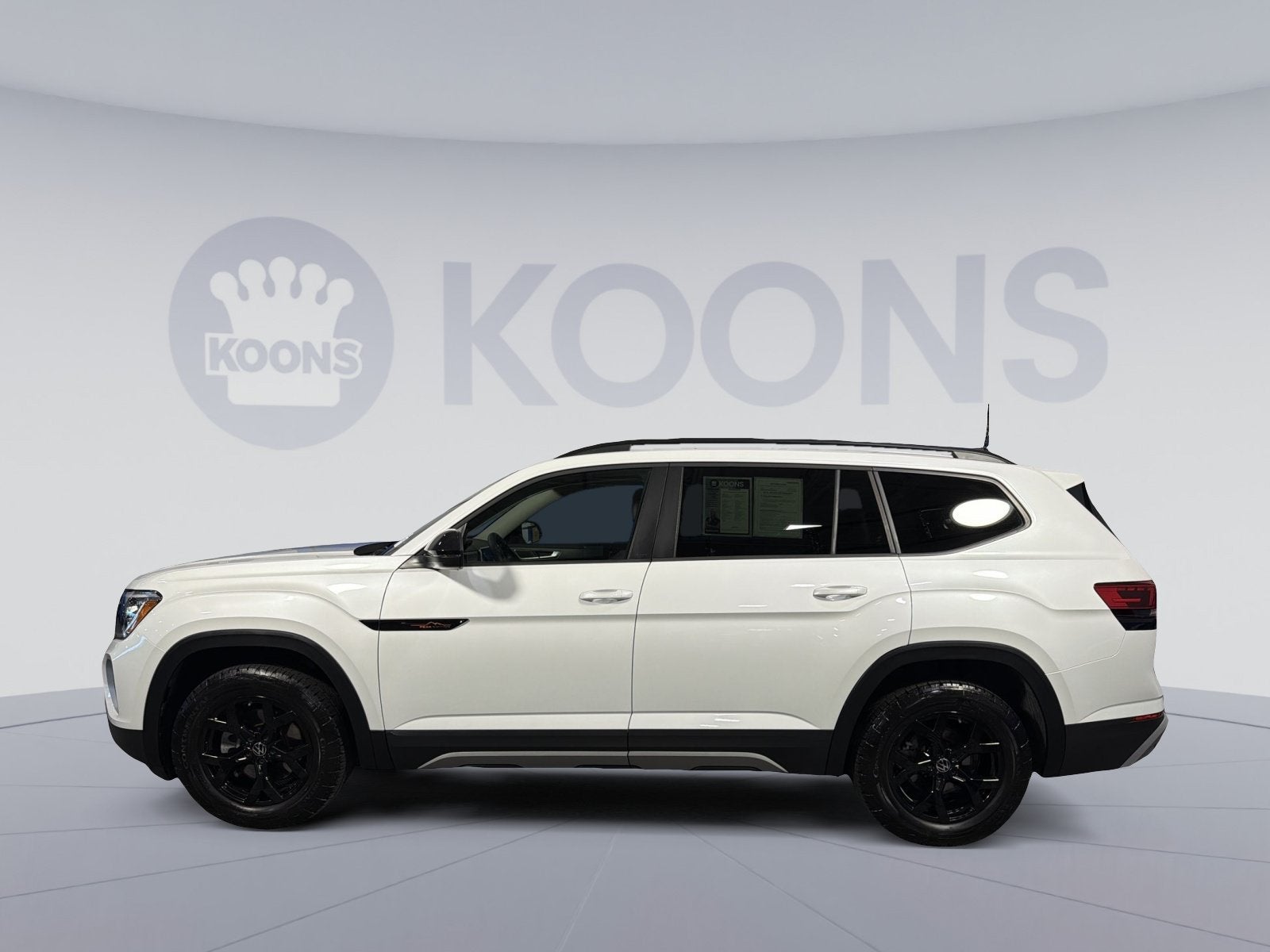 2024 Volkswagen Atlas 2.0T Peak Edition SEL