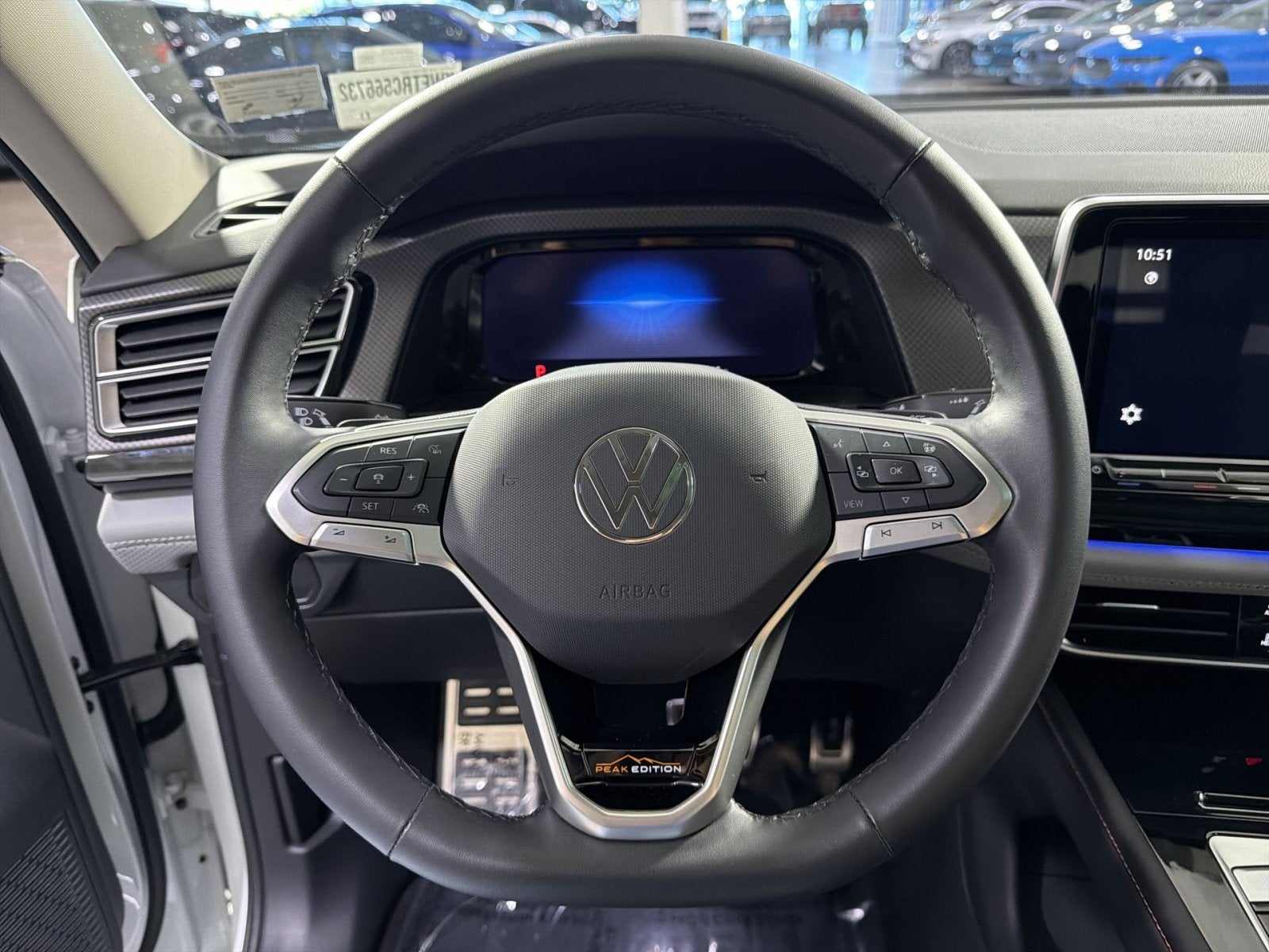 2024 Volkswagen Atlas 2.0T Peak Edition SEL