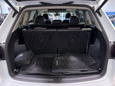 2024 Volkswagen Atlas 2.0T Peak Edition SEL