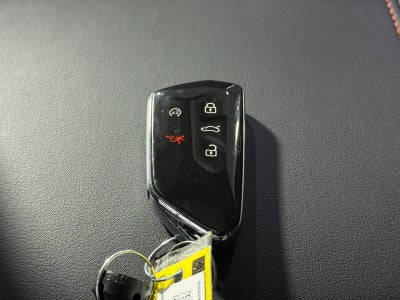 2024 Volkswagen Atlas 2.0T Peak Edition SEL