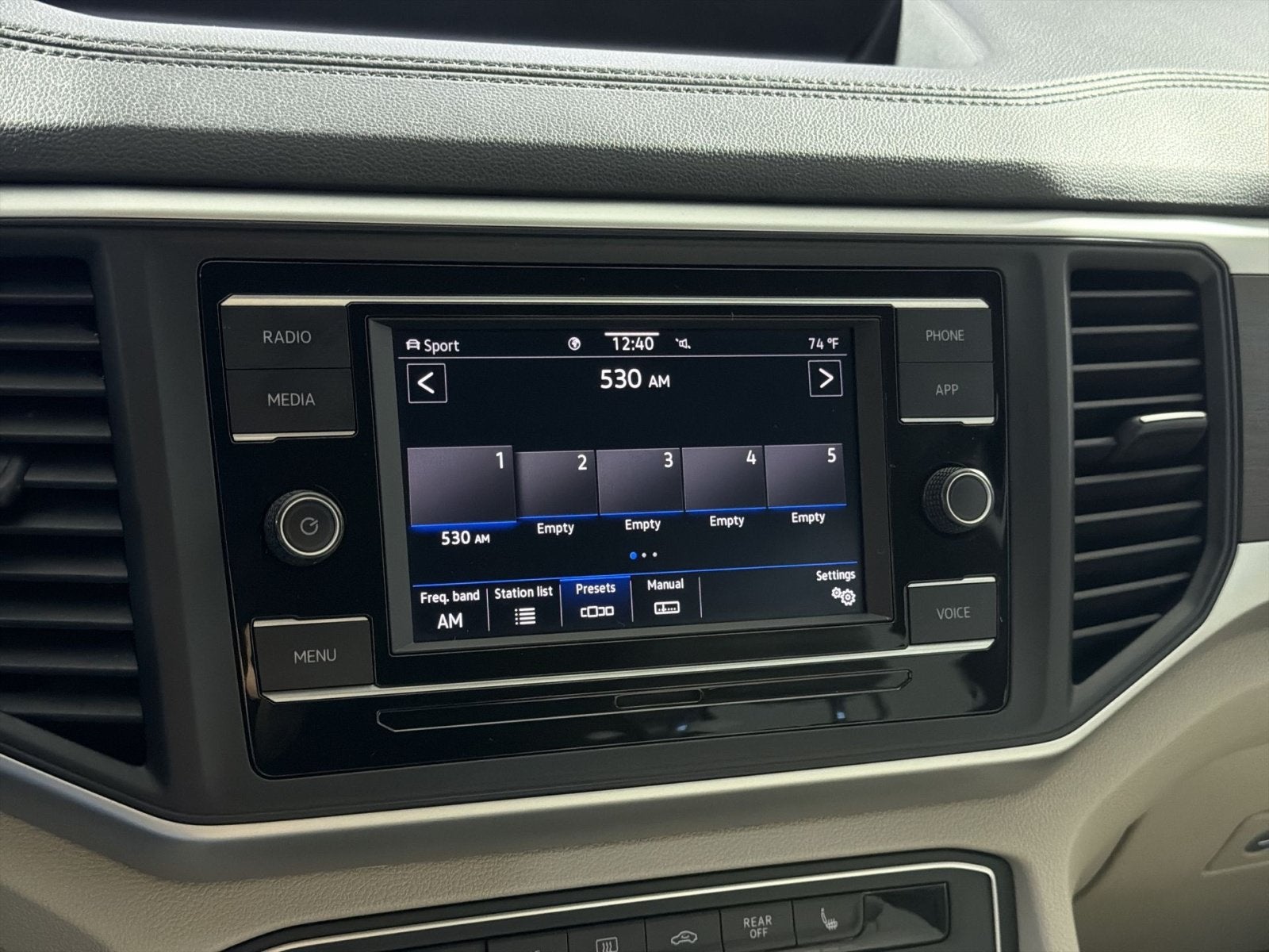 2022 Volkswagen Atlas 2.0T SE