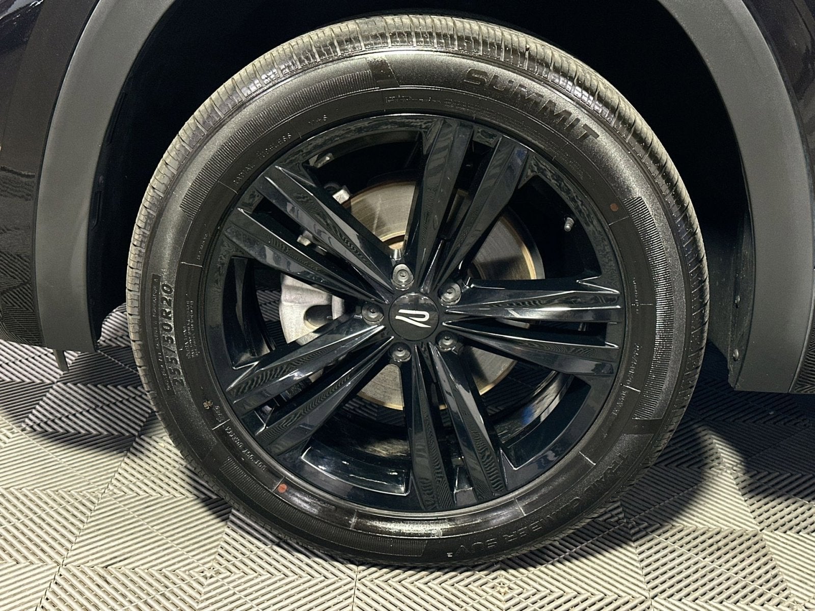 2023 Volkswagen Atlas 3.6L V6 SEL R-Line