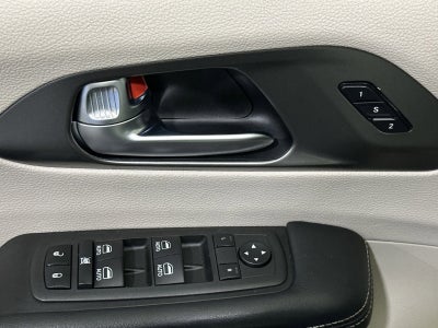 2022 Chrysler Pacifica Hybrid Touring L