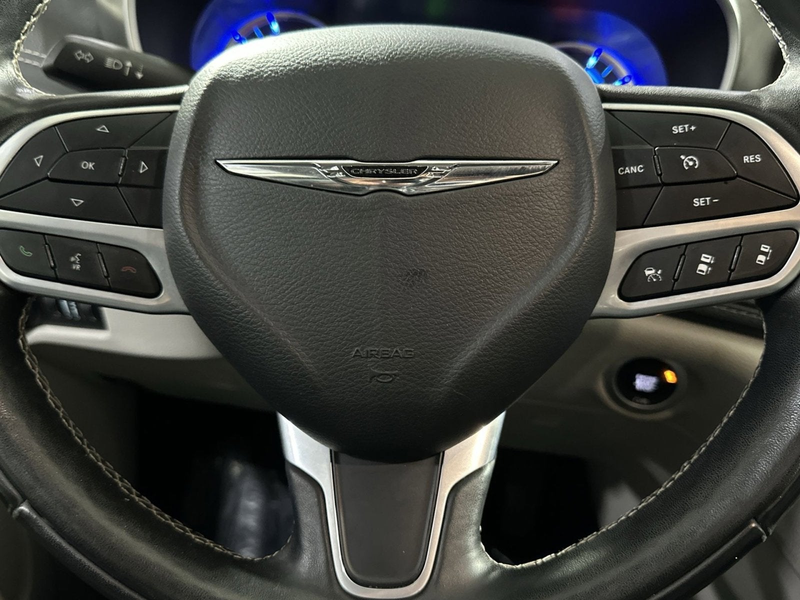 2022 Chrysler Pacifica Hybrid Touring L