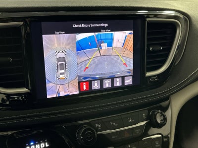 2022 Chrysler Pacifica Hybrid Touring L