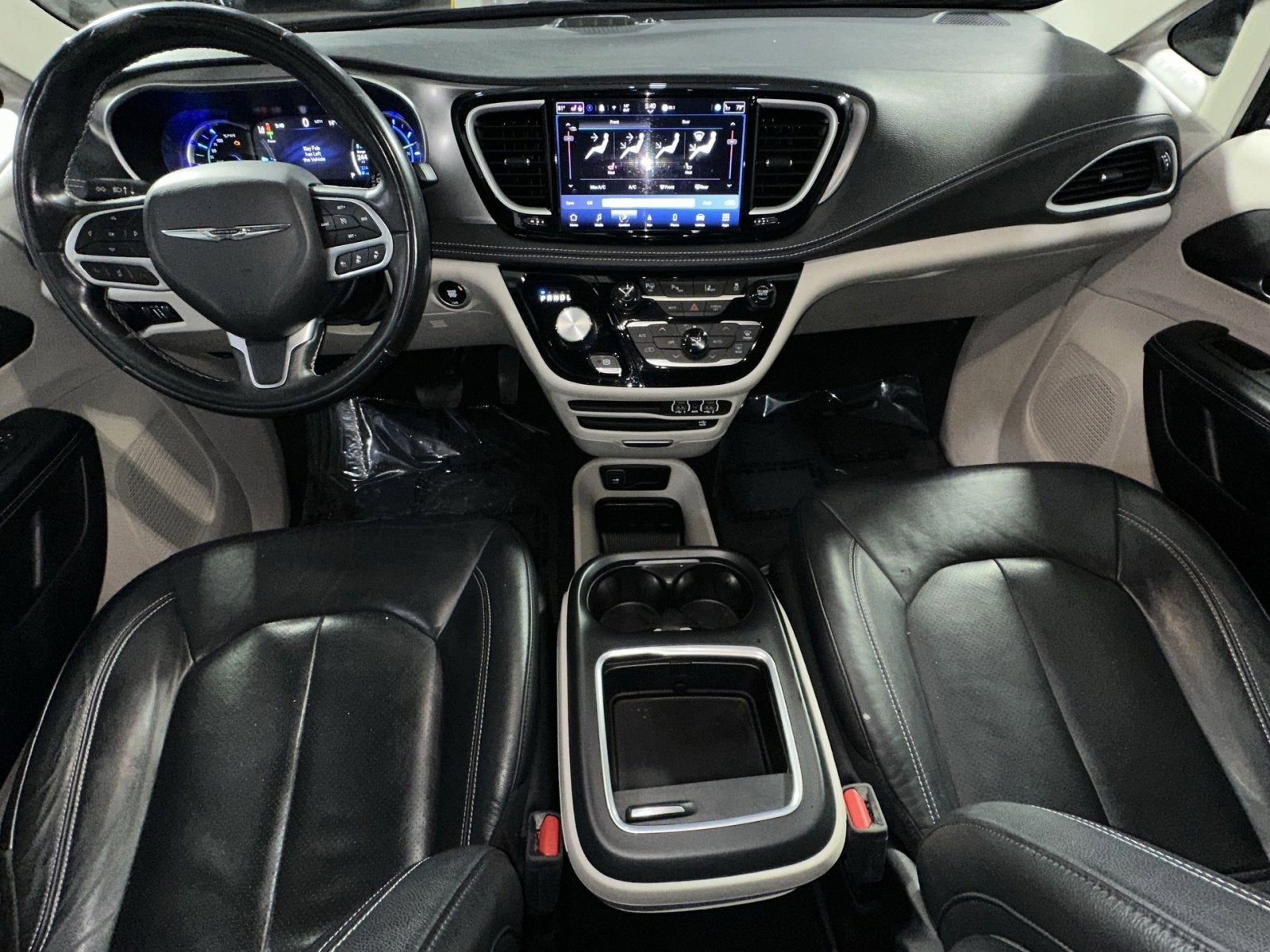 2022 Chrysler Pacifica Hybrid Touring L