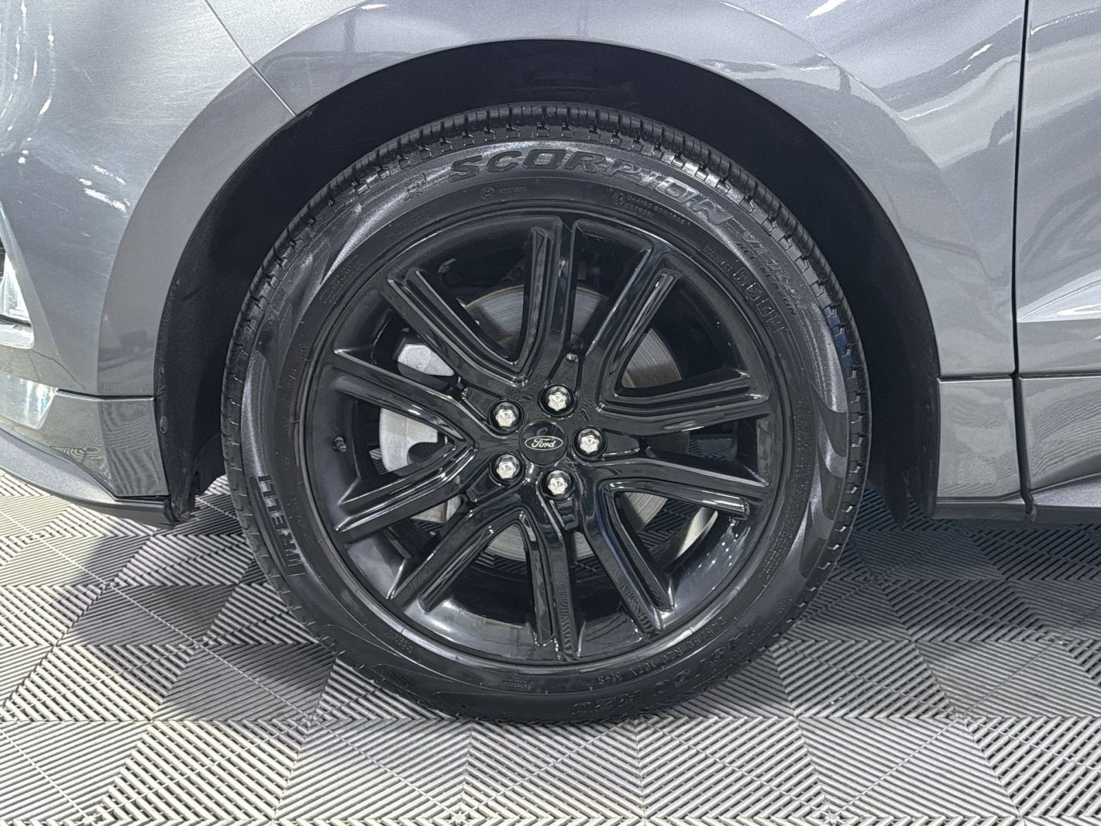 2024 Ford Edge ST Line