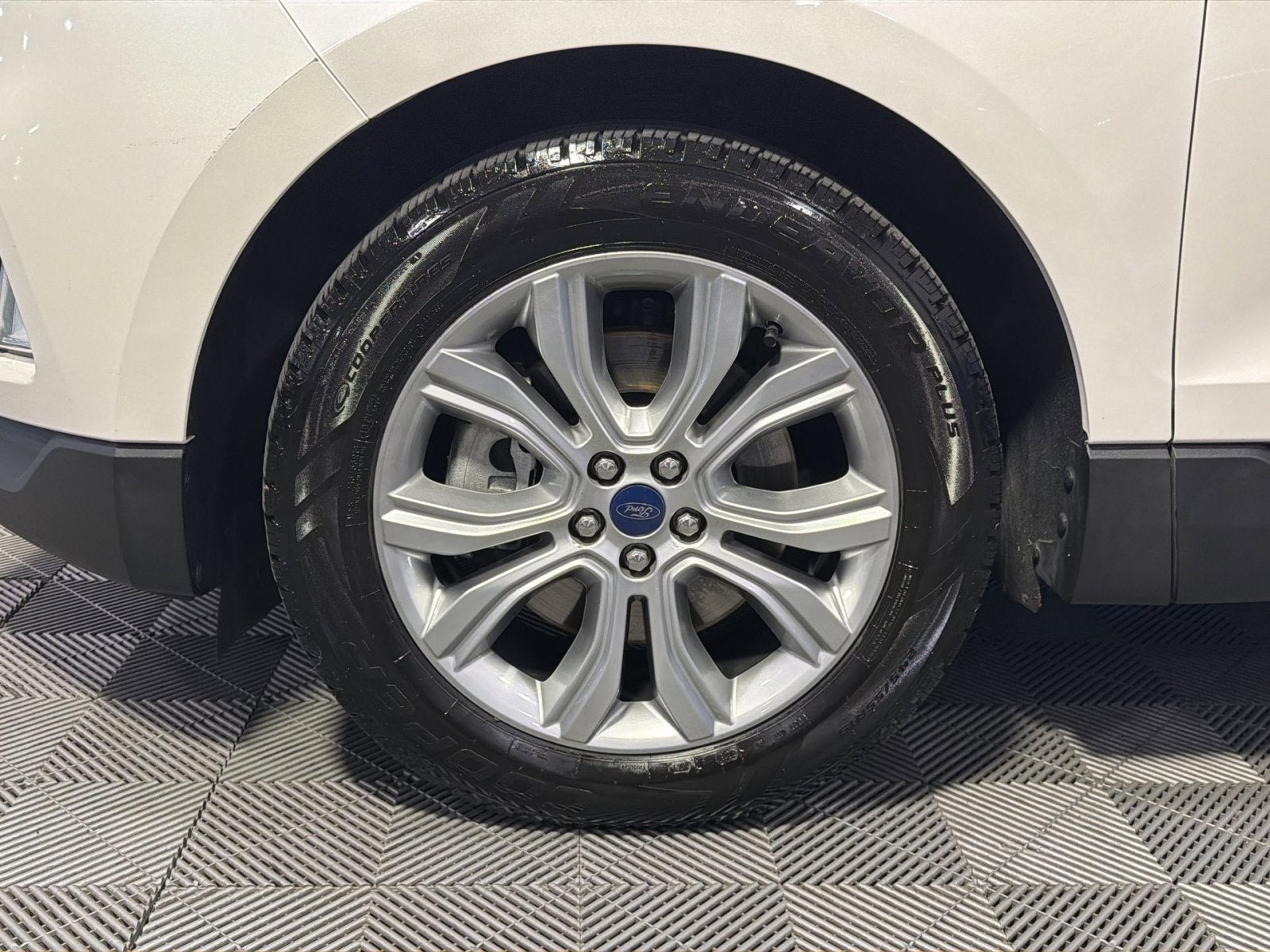 2019 Ford Edge Titanium