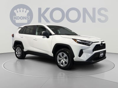 2024 Toyota RAV4 LE