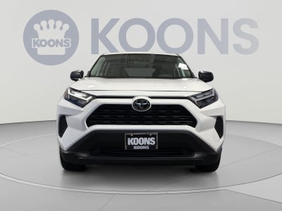 2024 Toyota RAV4 LE