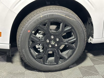 2025 Ford Maverick Lobo Standard