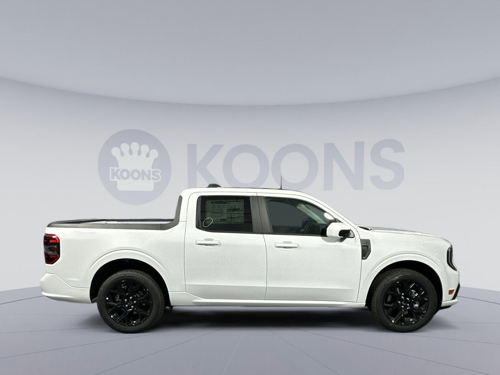 2025 Ford Maverick Lobo Standard