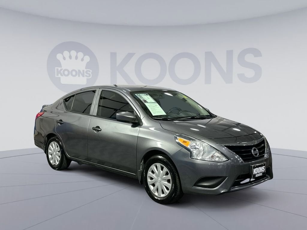 2017 Nissan Versa 1.6 S Plus