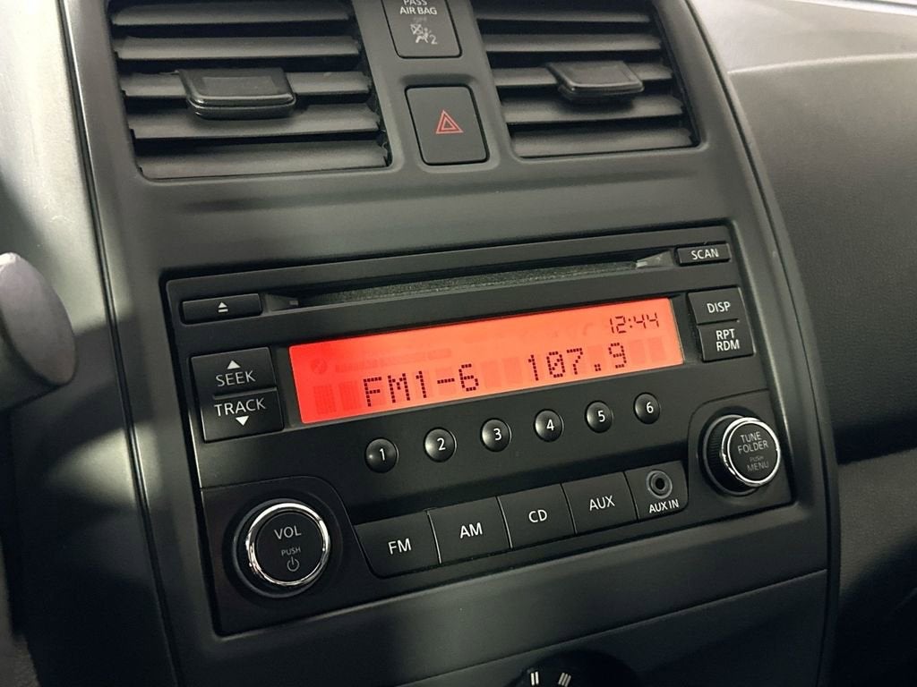 2017 Nissan Versa 1.6 S Plus