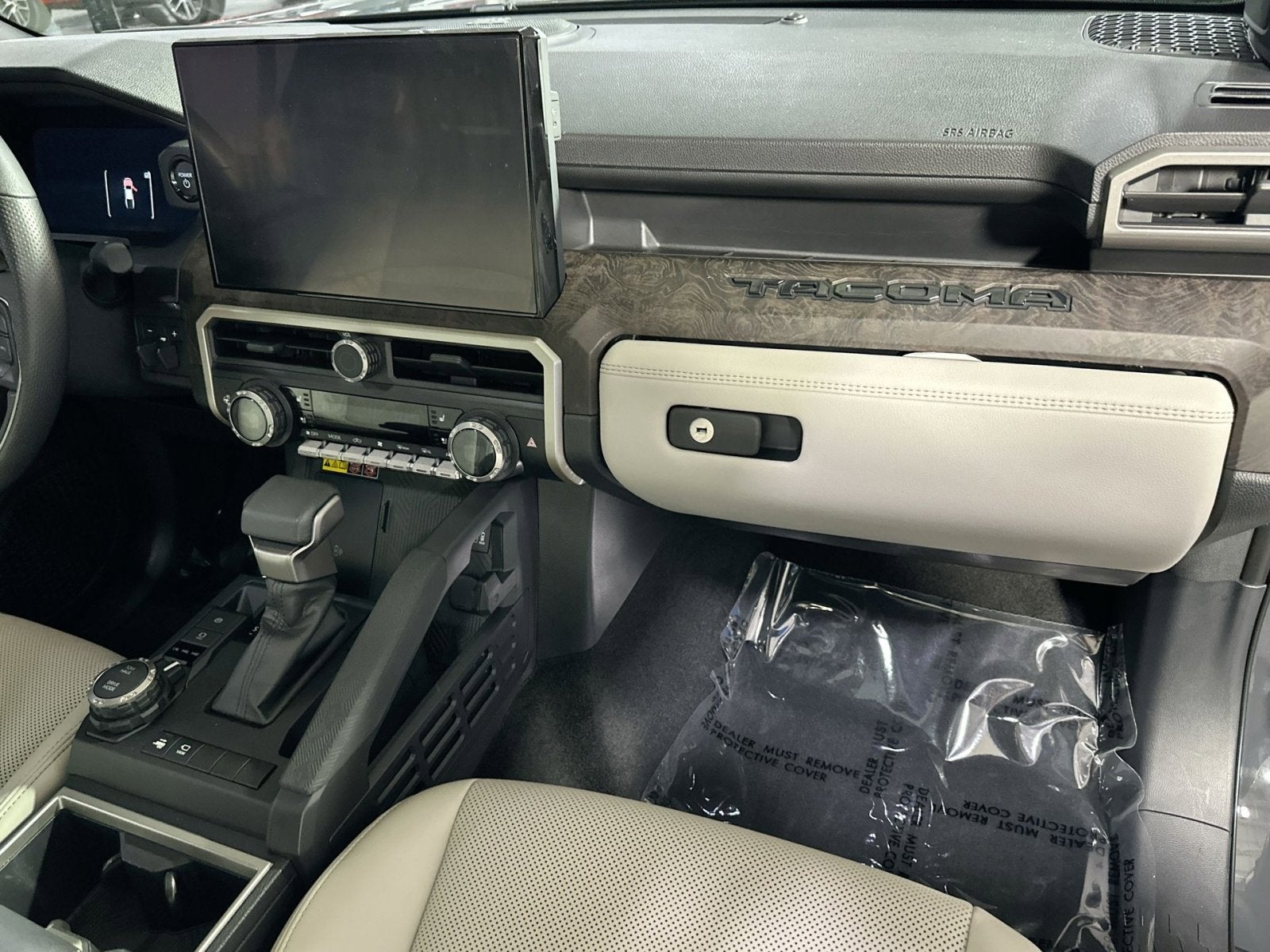 2024 Toyota Tacoma Hybrid Limited