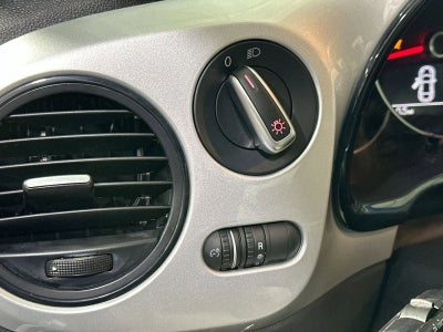 2015 Volkswagen Beetle 1.8T Classic