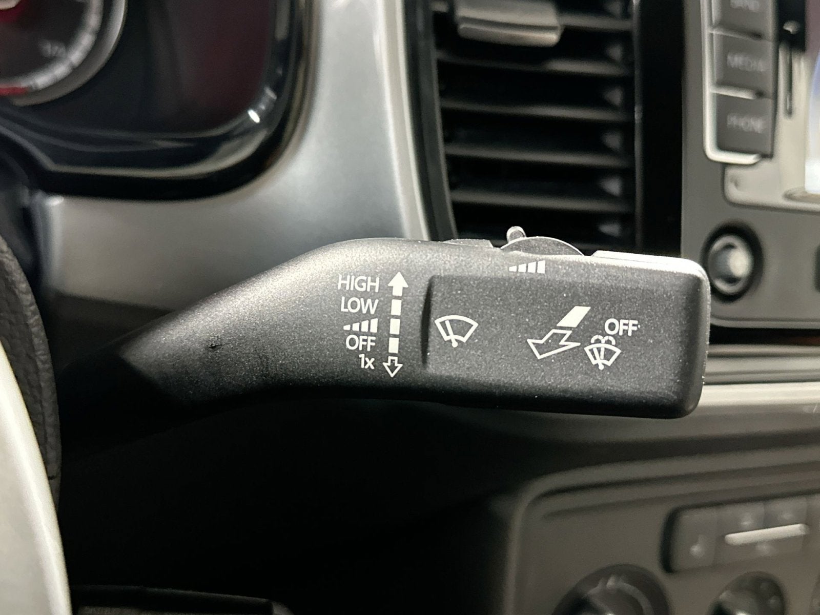 2015 Volkswagen Beetle 1.8T Classic