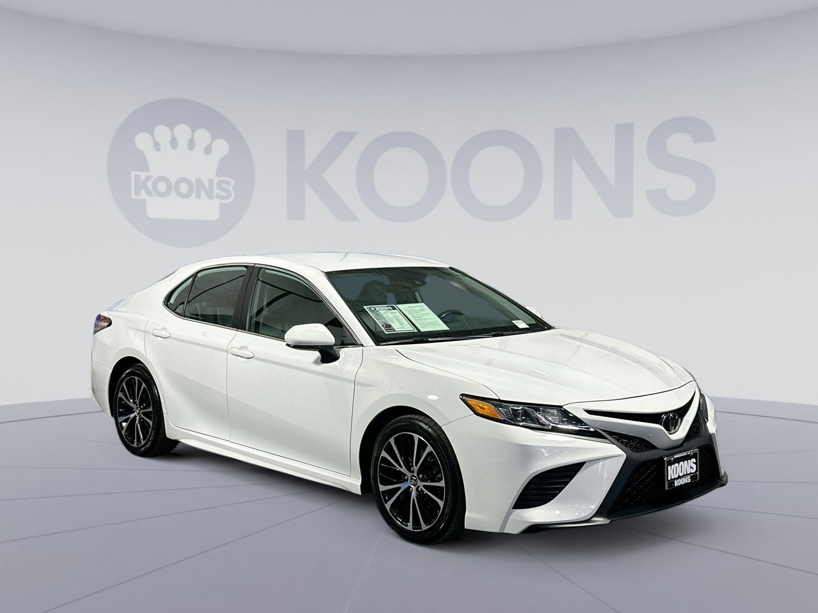 2020 Toyota Camry SE