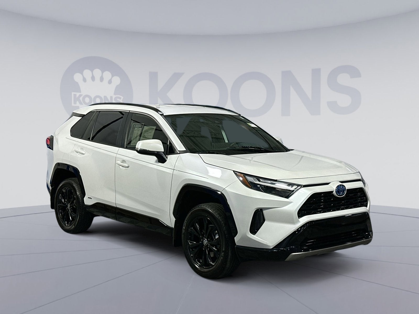 2024 Toyota RAV4 Hybrid SE