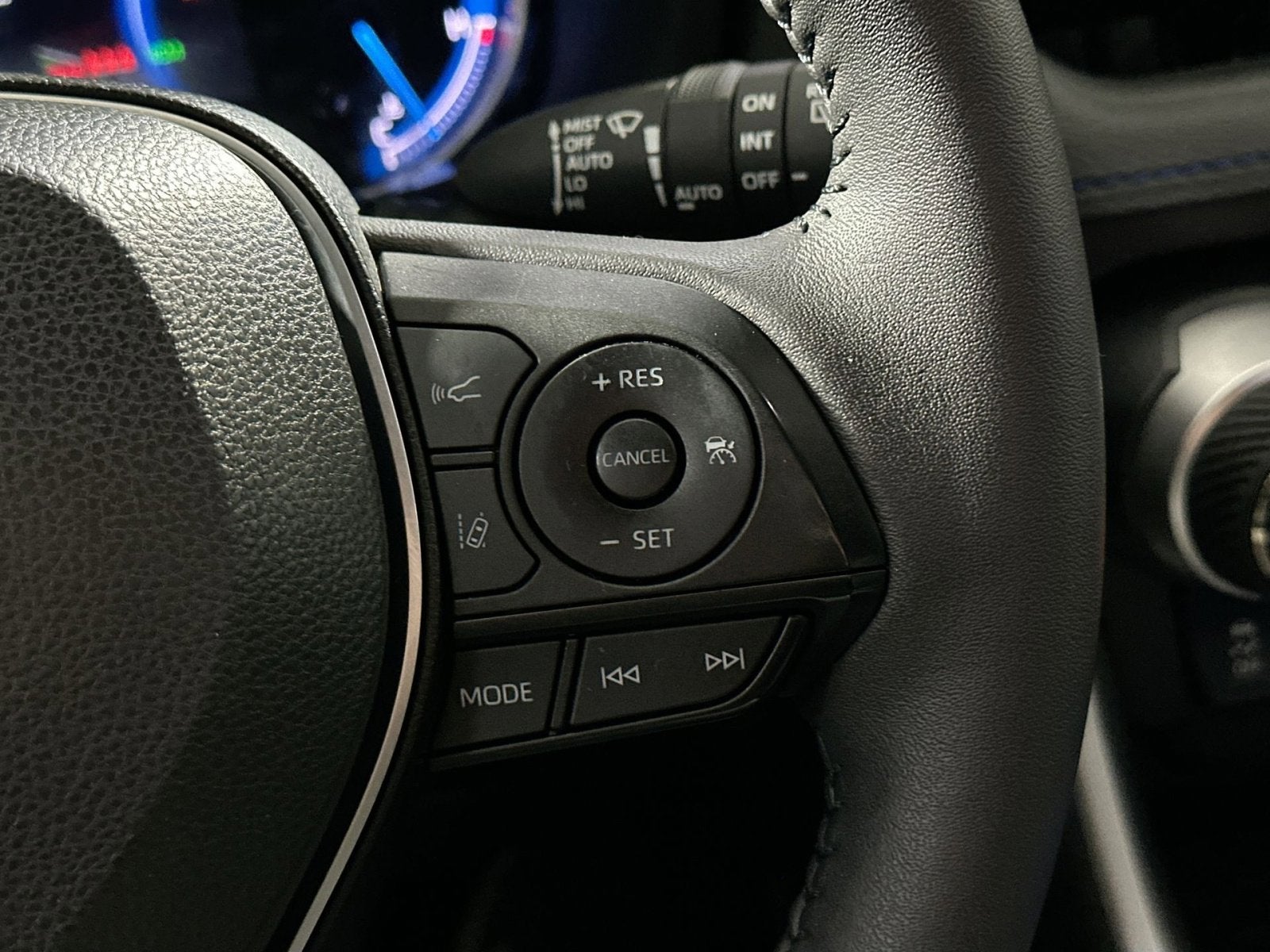 2024 Toyota RAV4 Hybrid SE