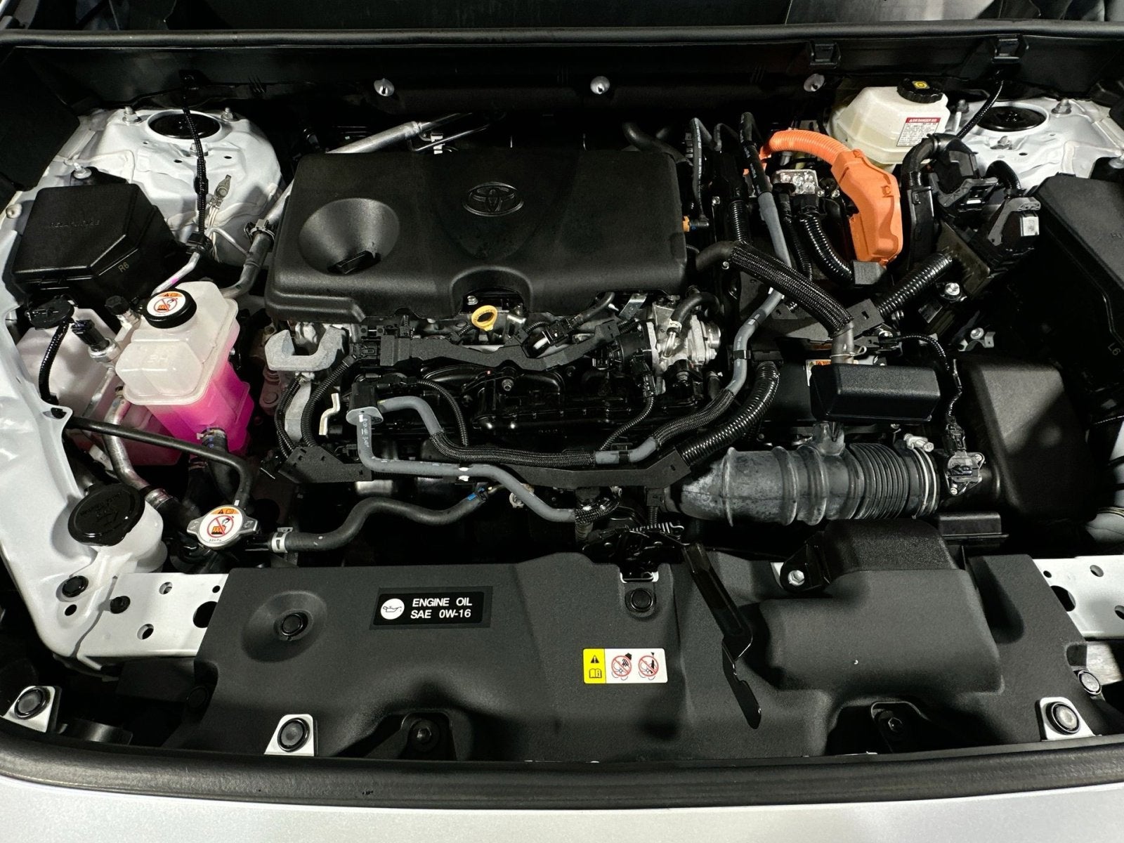 2024 Toyota RAV4 Hybrid SE