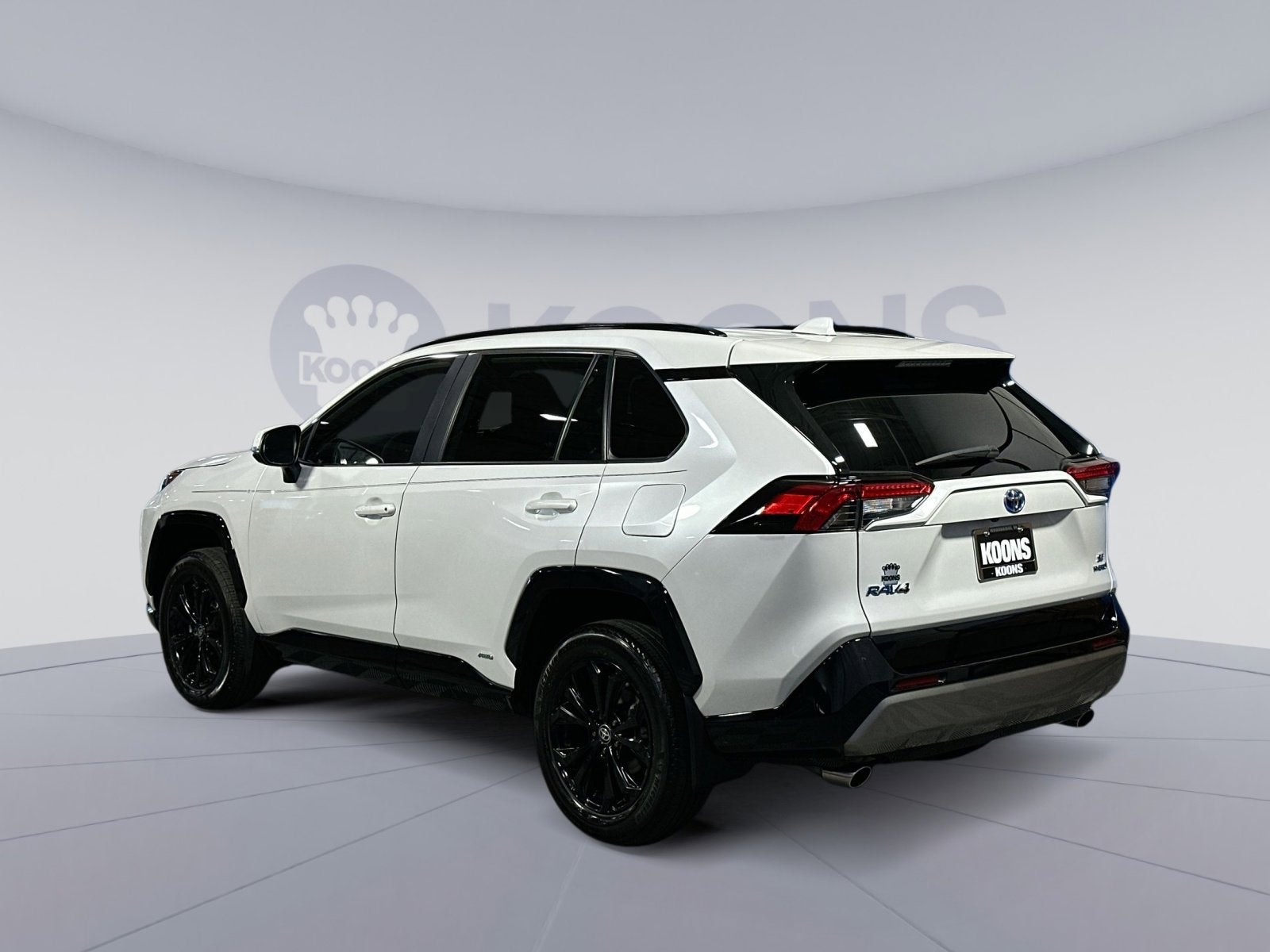 2024 Toyota RAV4 Hybrid SE