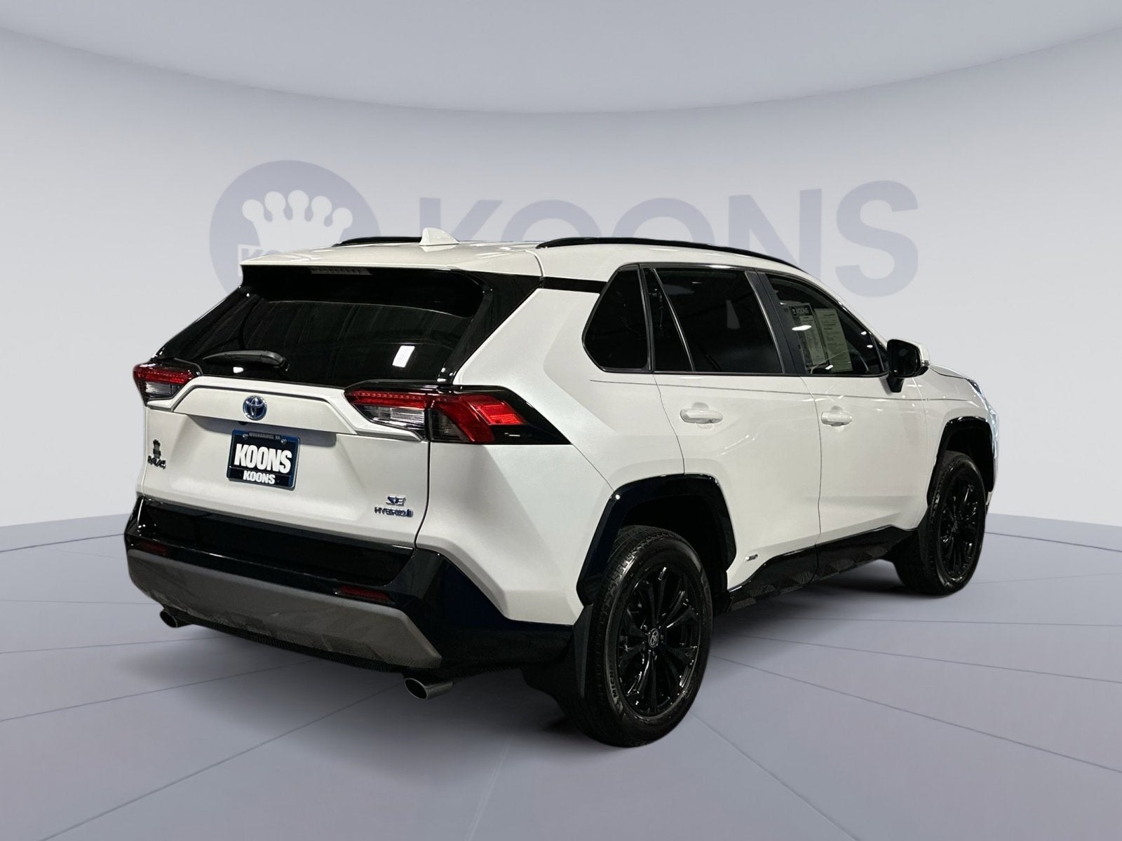 2024 Toyota RAV4 Hybrid SE