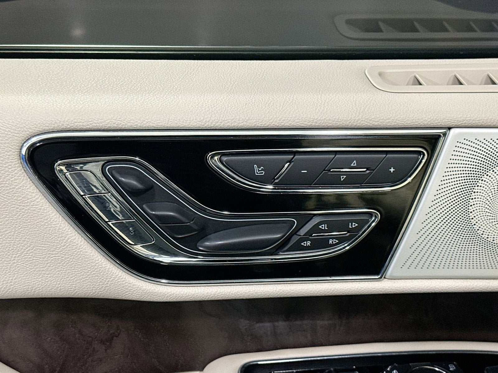 2021 Lincoln Navigator L L Reserve