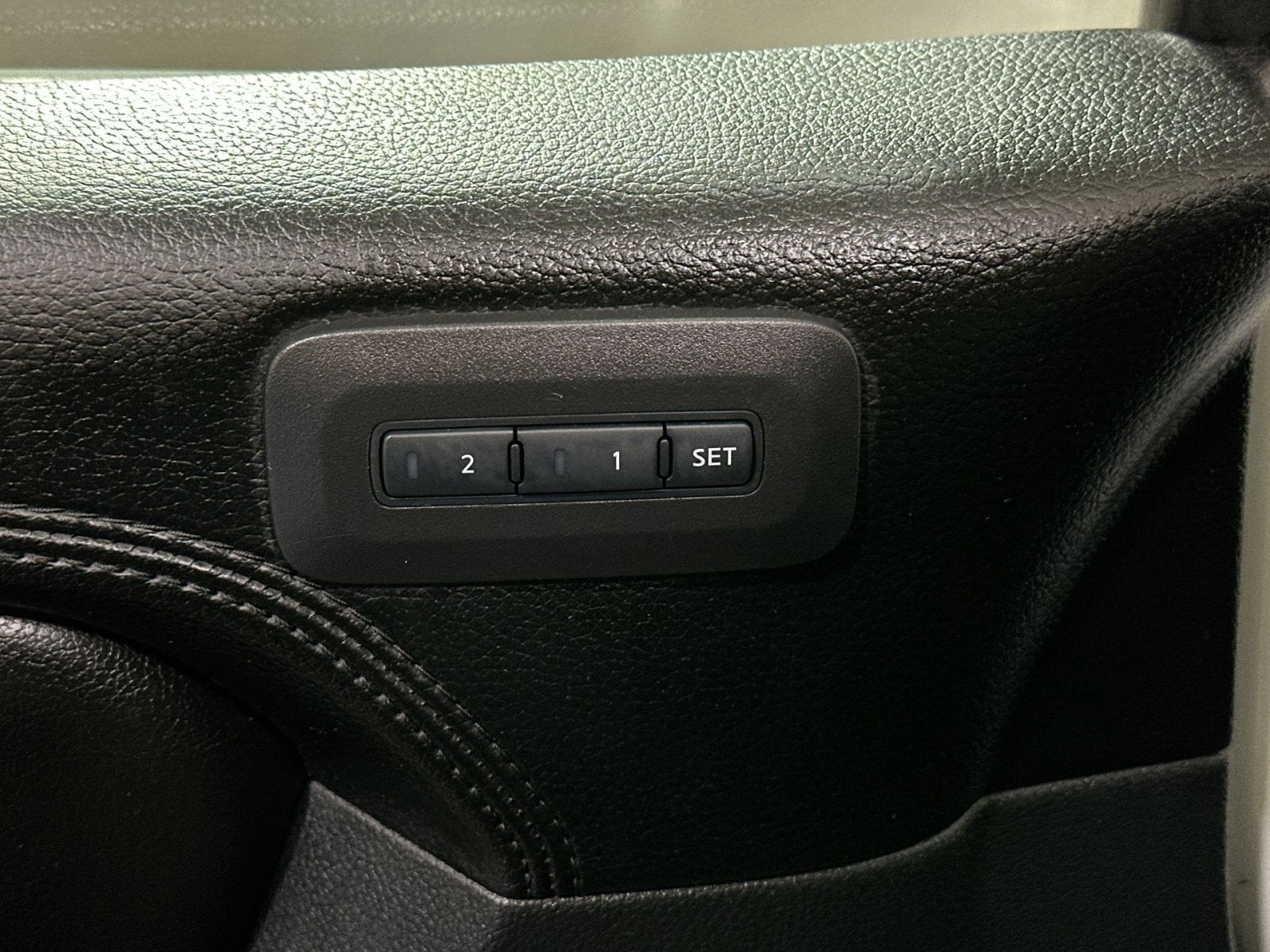 2015 Nissan Armada Platinum