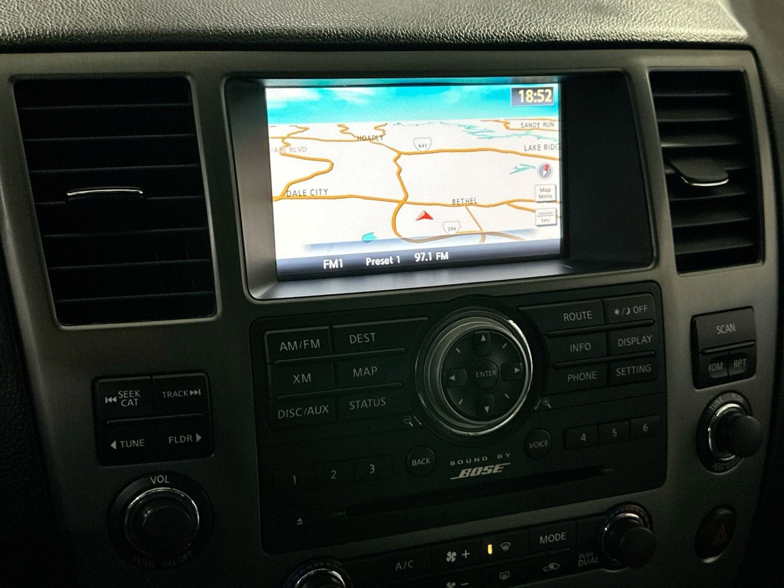 2015 Nissan Armada Platinum