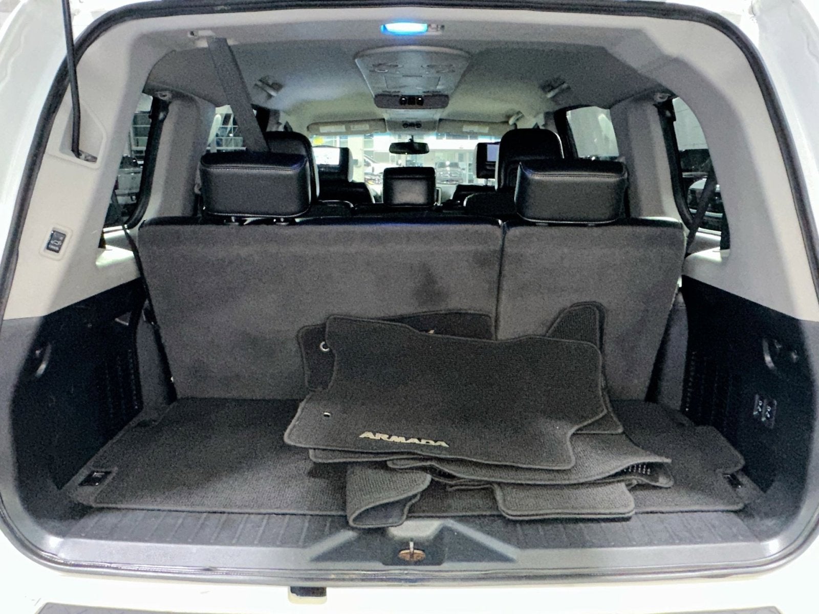 2015 Nissan Armada Platinum