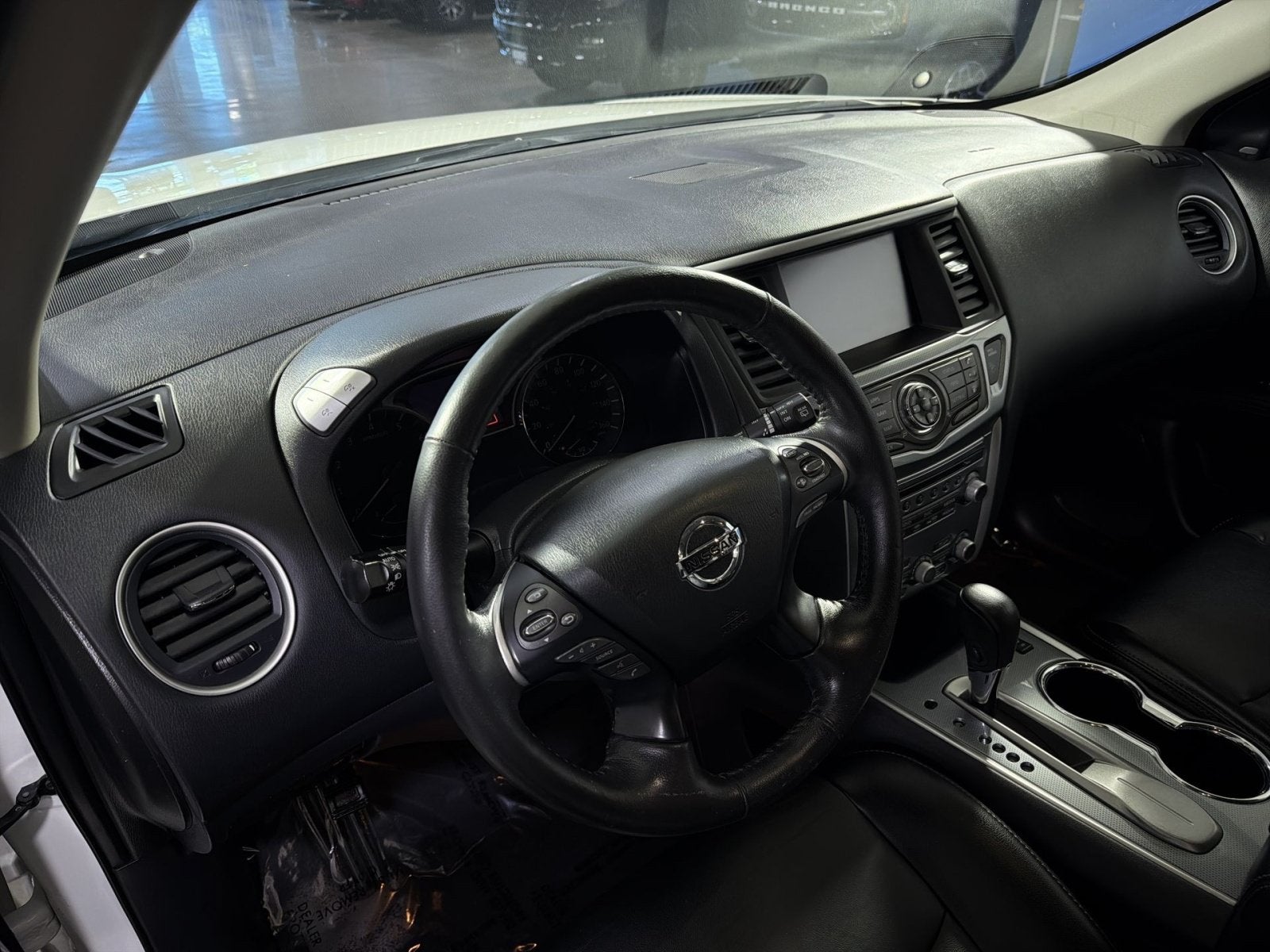 2020 Nissan Pathfinder SL