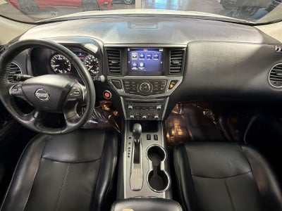 2020 Nissan Pathfinder SL