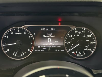 2022 Nissan Pathfinder SV