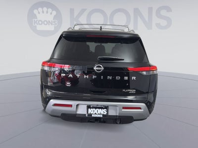 2023 Nissan Pathfinder Platinum