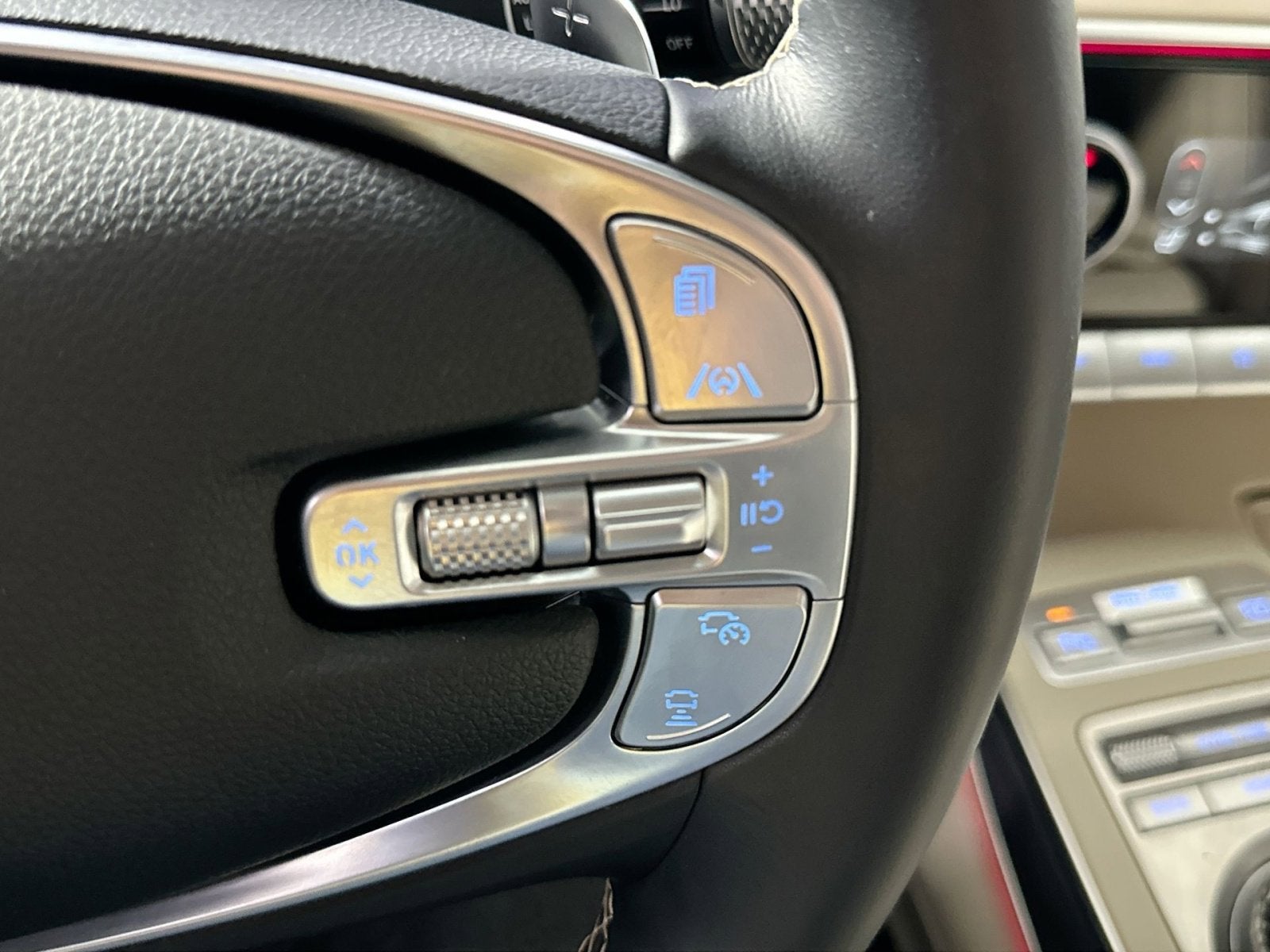 2024 Genesis GV70 2.5T