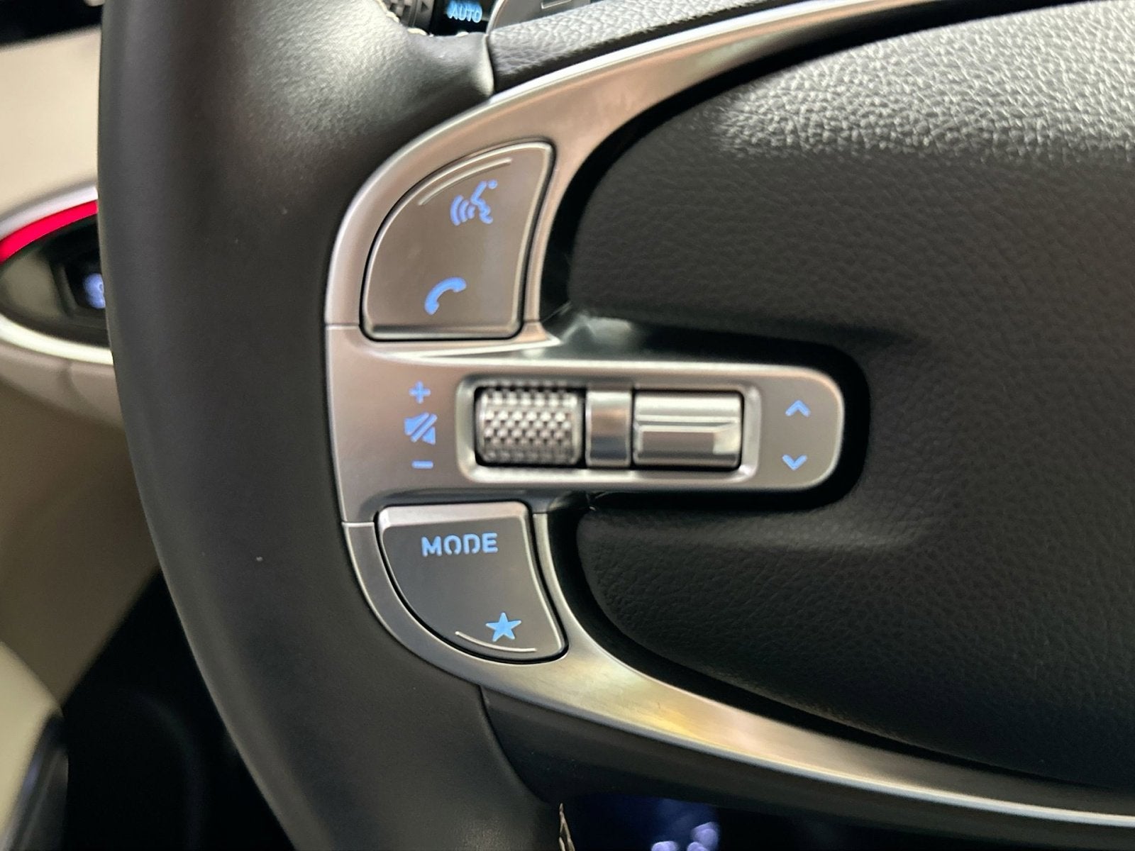 2024 Genesis GV70 2.5T