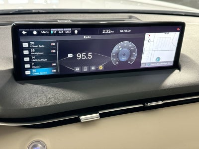 2024 Genesis GV70 2.5T