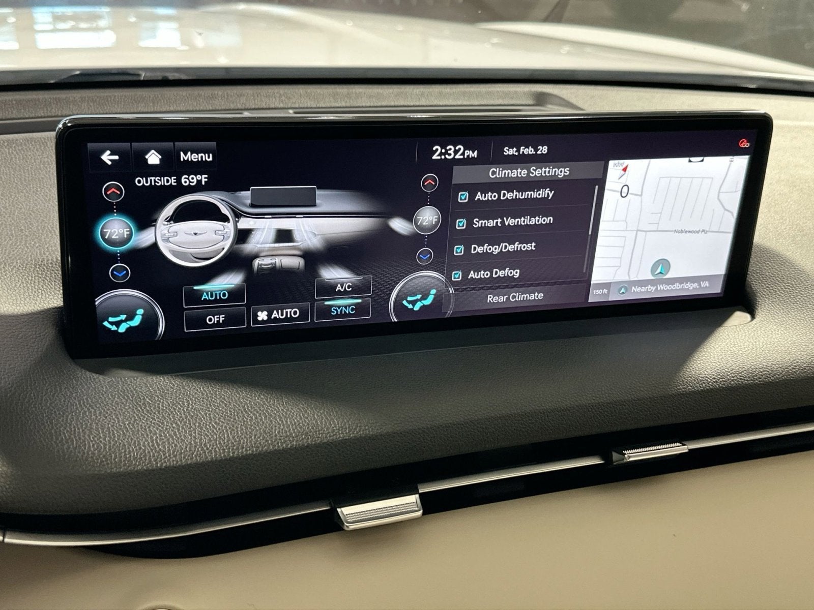 2024 Genesis GV70 2.5T