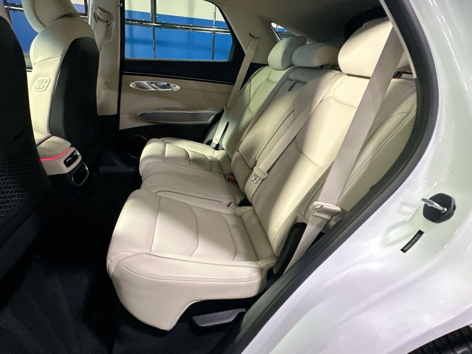 2024 Genesis GV70 2.5T