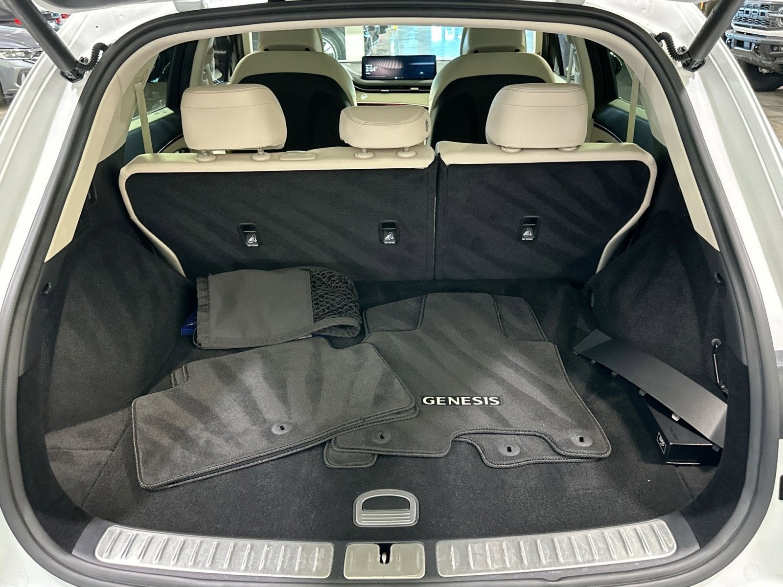 2024 Genesis GV70 2.5T