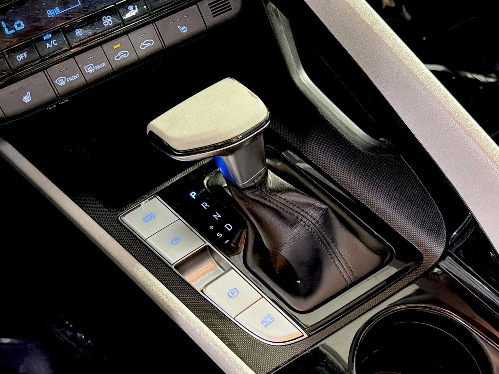 2021 Hyundai Elantra Limited