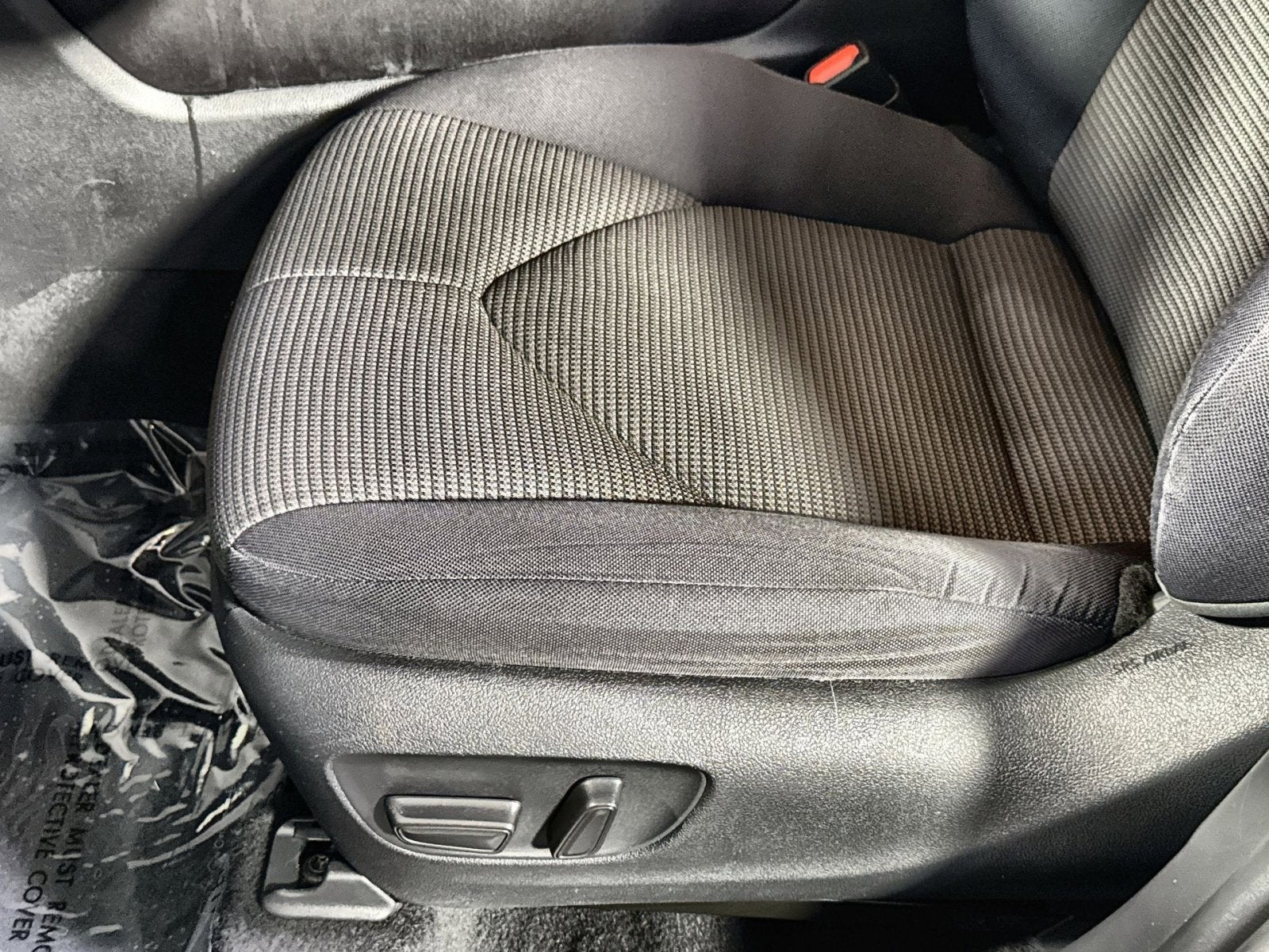 2020 Toyota Highlander LE