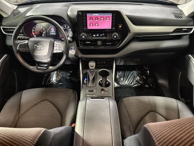 2020 Toyota Highlander LE