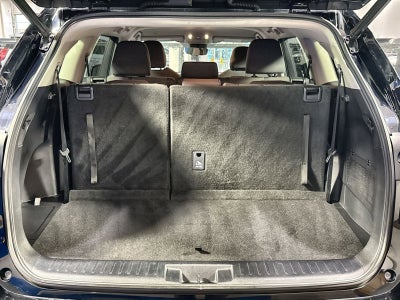 2020 Toyota Highlander LE