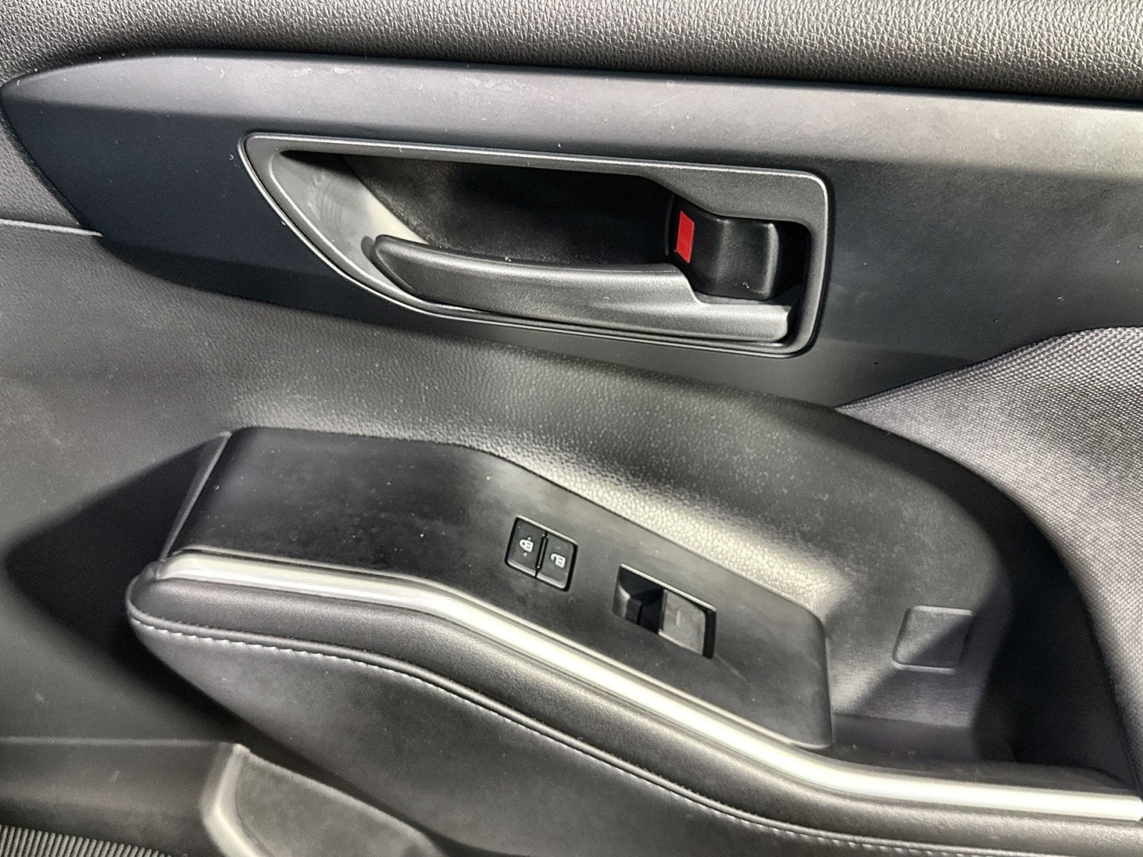 2020 Toyota Highlander LE