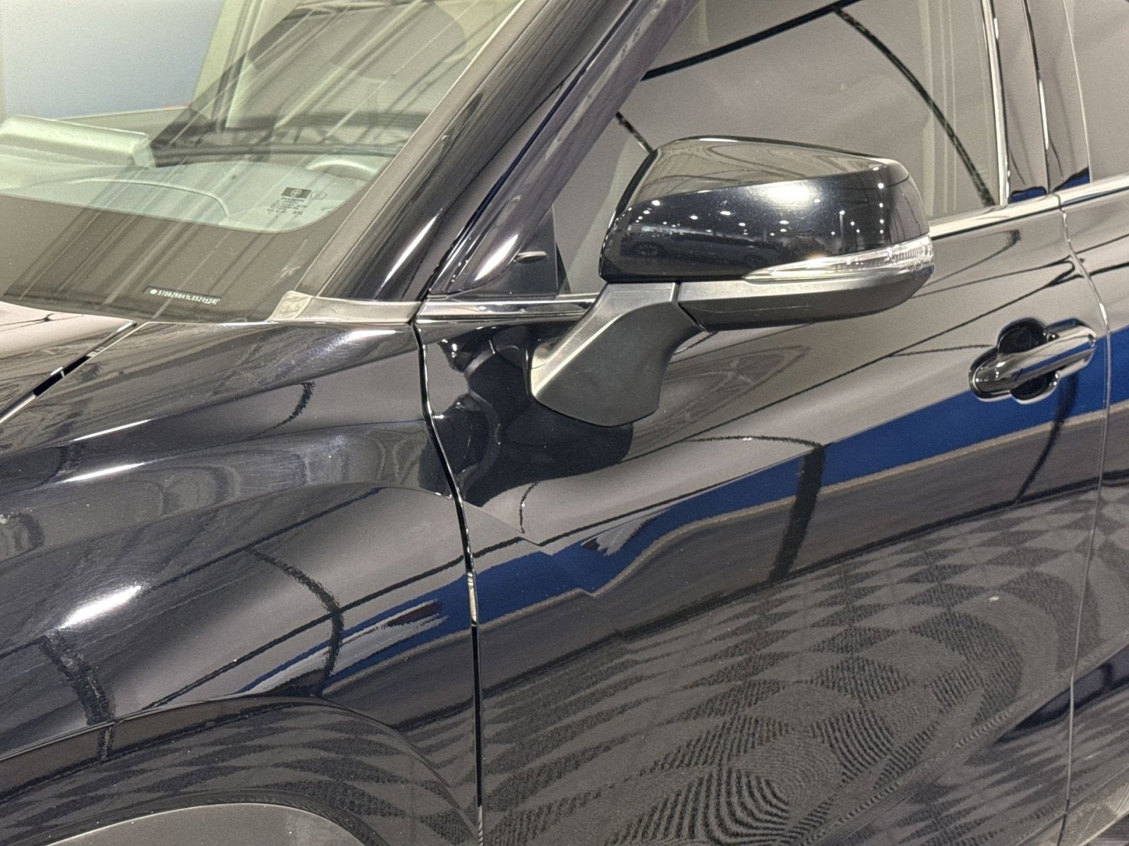 2020 Toyota Highlander LE